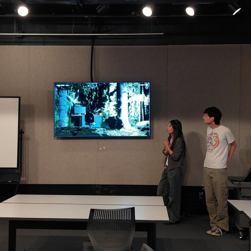 Student team presenting an immersive environment
